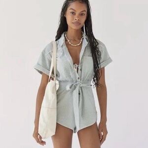 urban outfitters linen romper